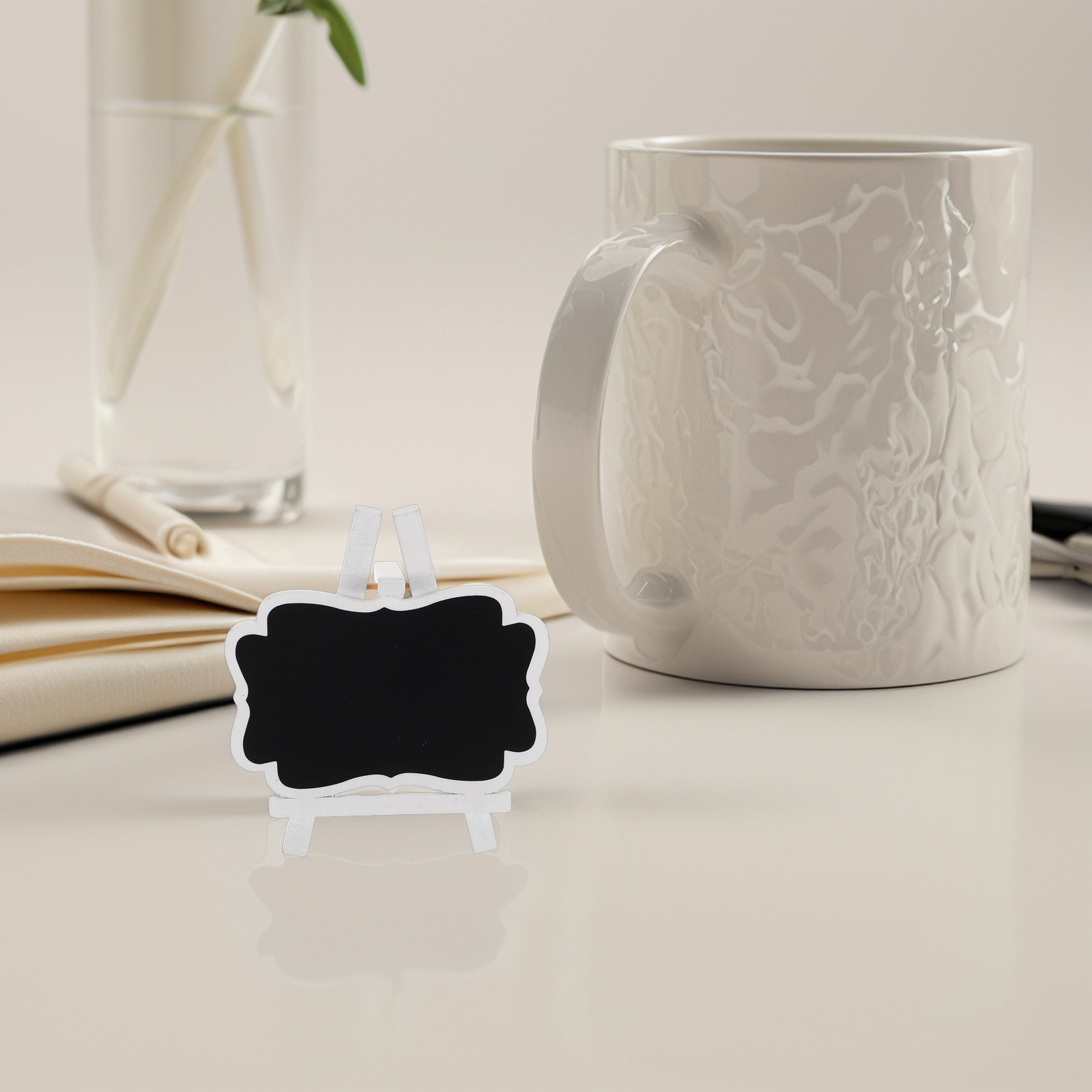 ミニ黒板サイン15個入りセット。木製で、結婚式やパーティーの - Art Craft Cardboard のレビューと価格